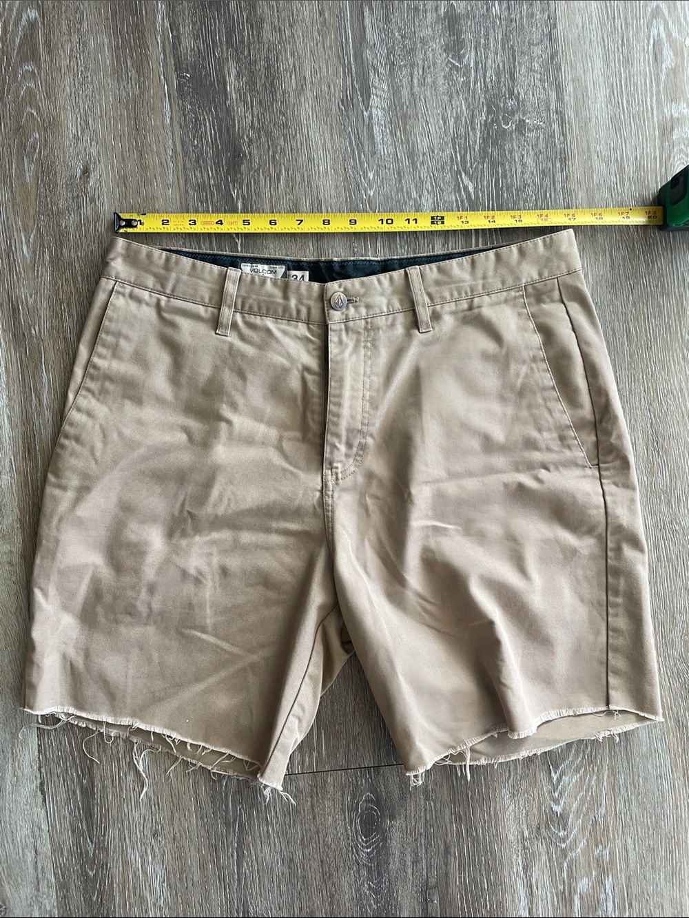 Volcom Men's Khaki Flat-Front Shorts